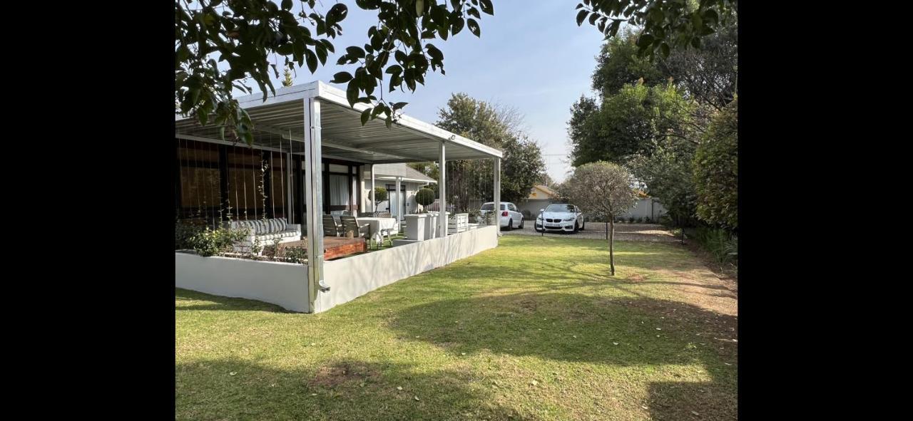 Le'Ciara Luxury Guest House Johannesburg Kültér fotó